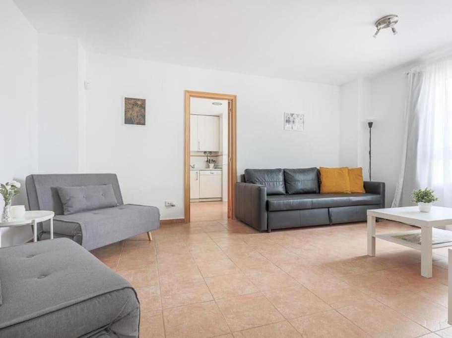 Alojamiento Con Piscina Y Parking En Sevilla La Algaba Exterior foto